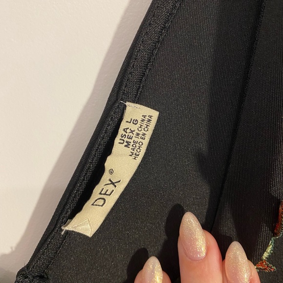 Dex black dress with red floral appliqué womens Large - Picture 5 of 6